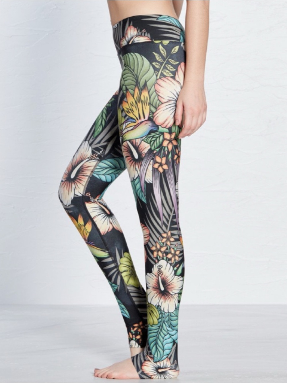 Eaglerock WERKSHOP tropical hibiscus athleisure leggings size large floral